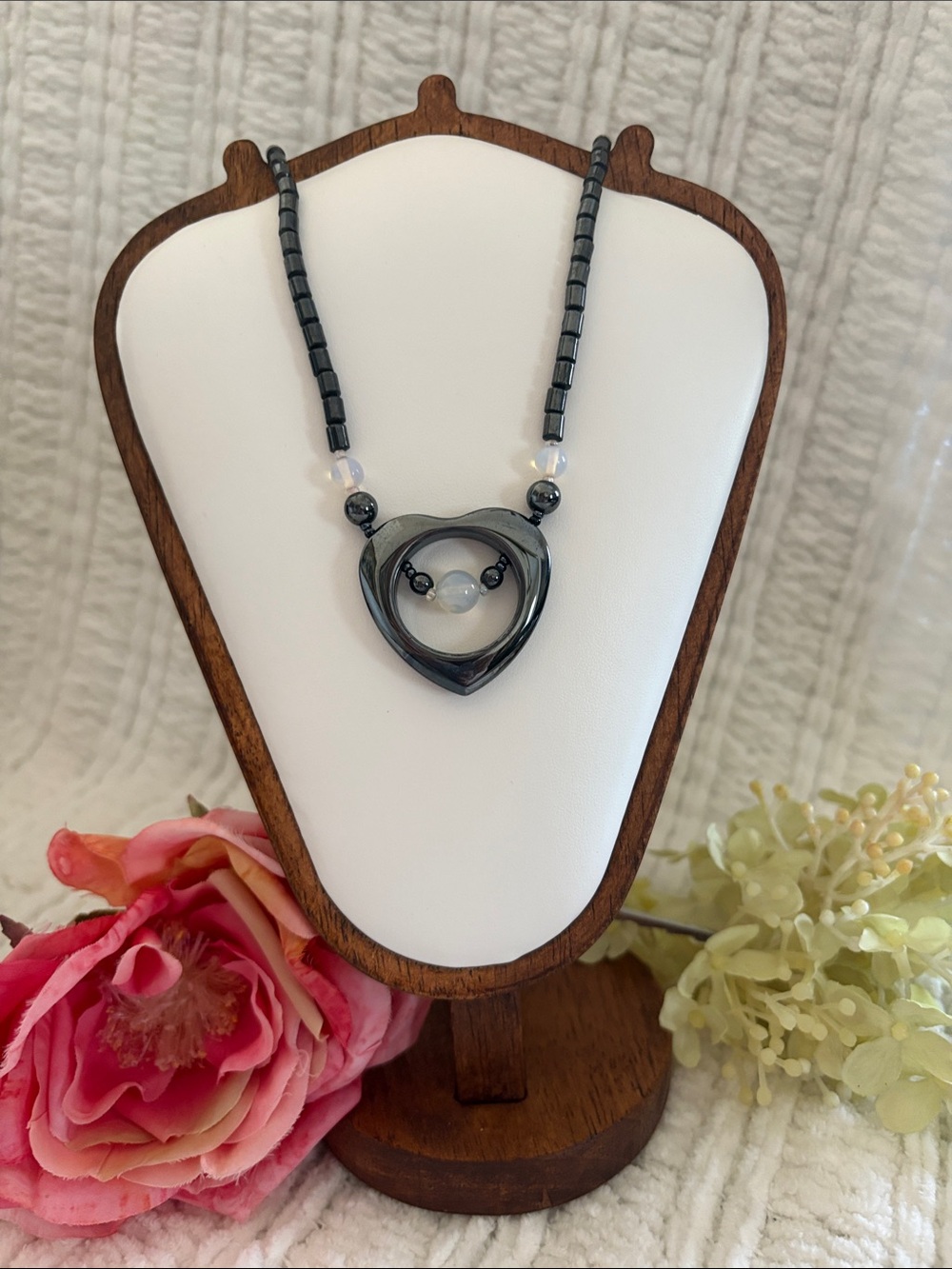 Hematite Heart Pendant Necklace - Black
